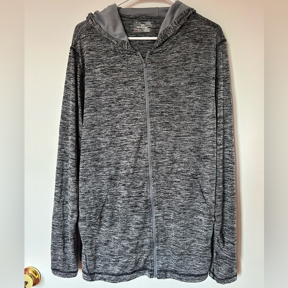 SOLD // Men’s Grey Under Armour Heatgear Hoodie